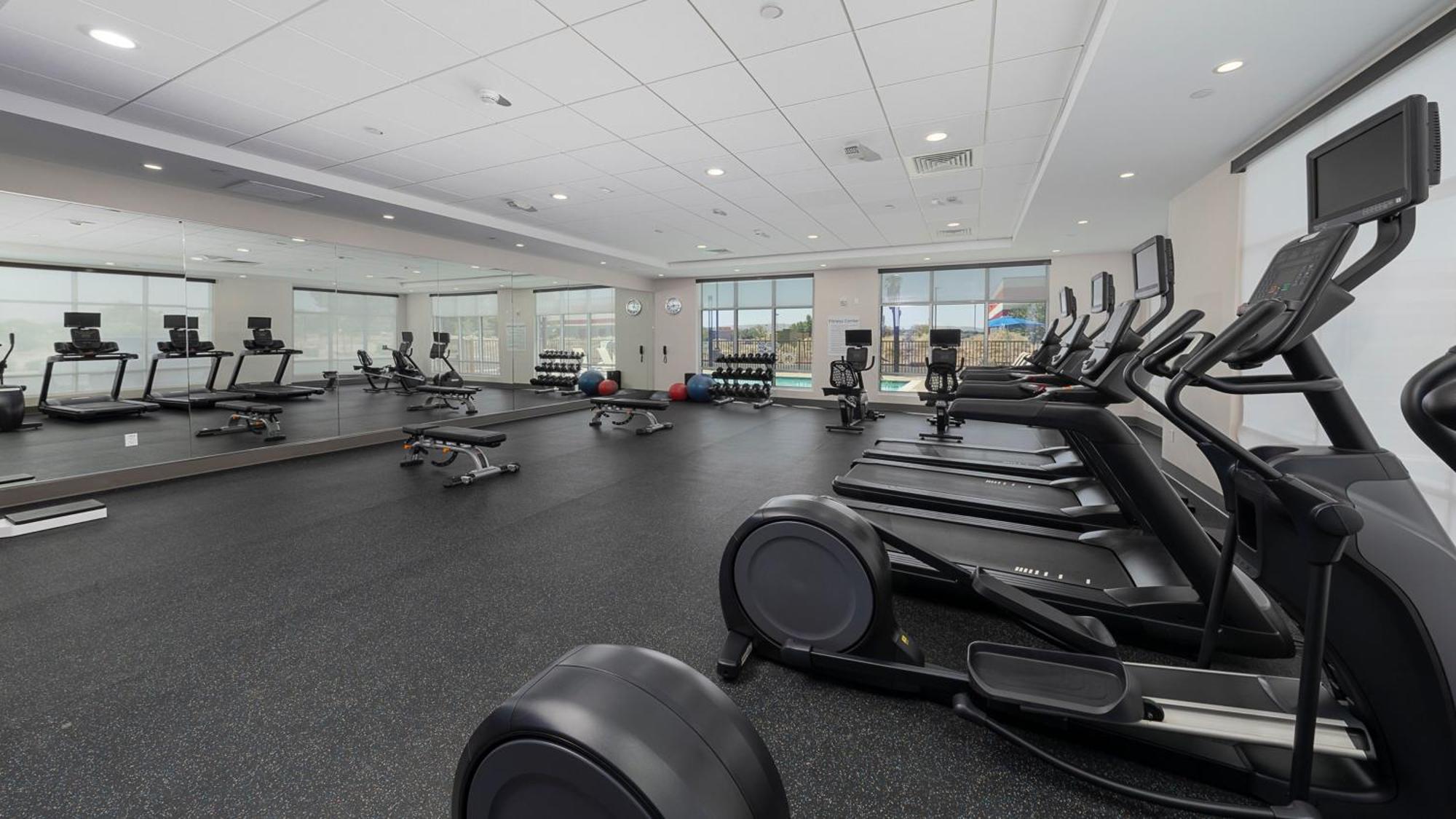 Holiday Inn Express & Suites Ridgecrest - China Lake By Ihg מראה חיצוני תמונה